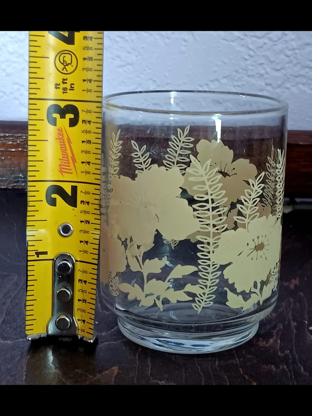 Vintage MCM Yellow Hibiscus And Fern Libbey Glass Pair